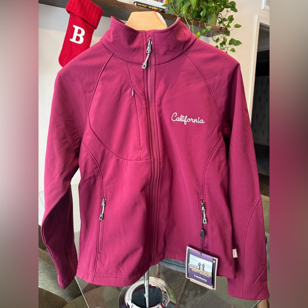 Landway Softshell Women’s Jacket in US Medium!